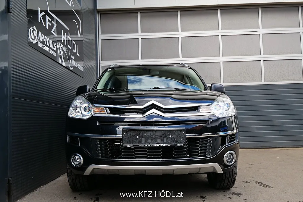 Citroën C-Crosser HDi 160 Exclusive DCS Aut. Image 3