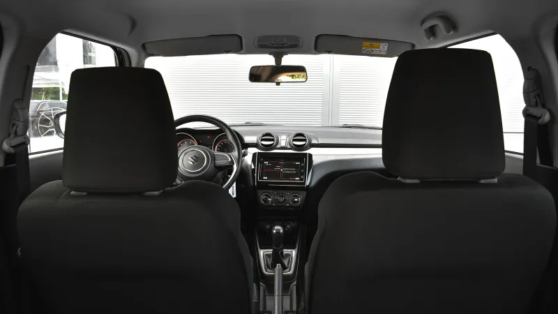 Suzuki Swift GL 1.2 4x4 Image 8