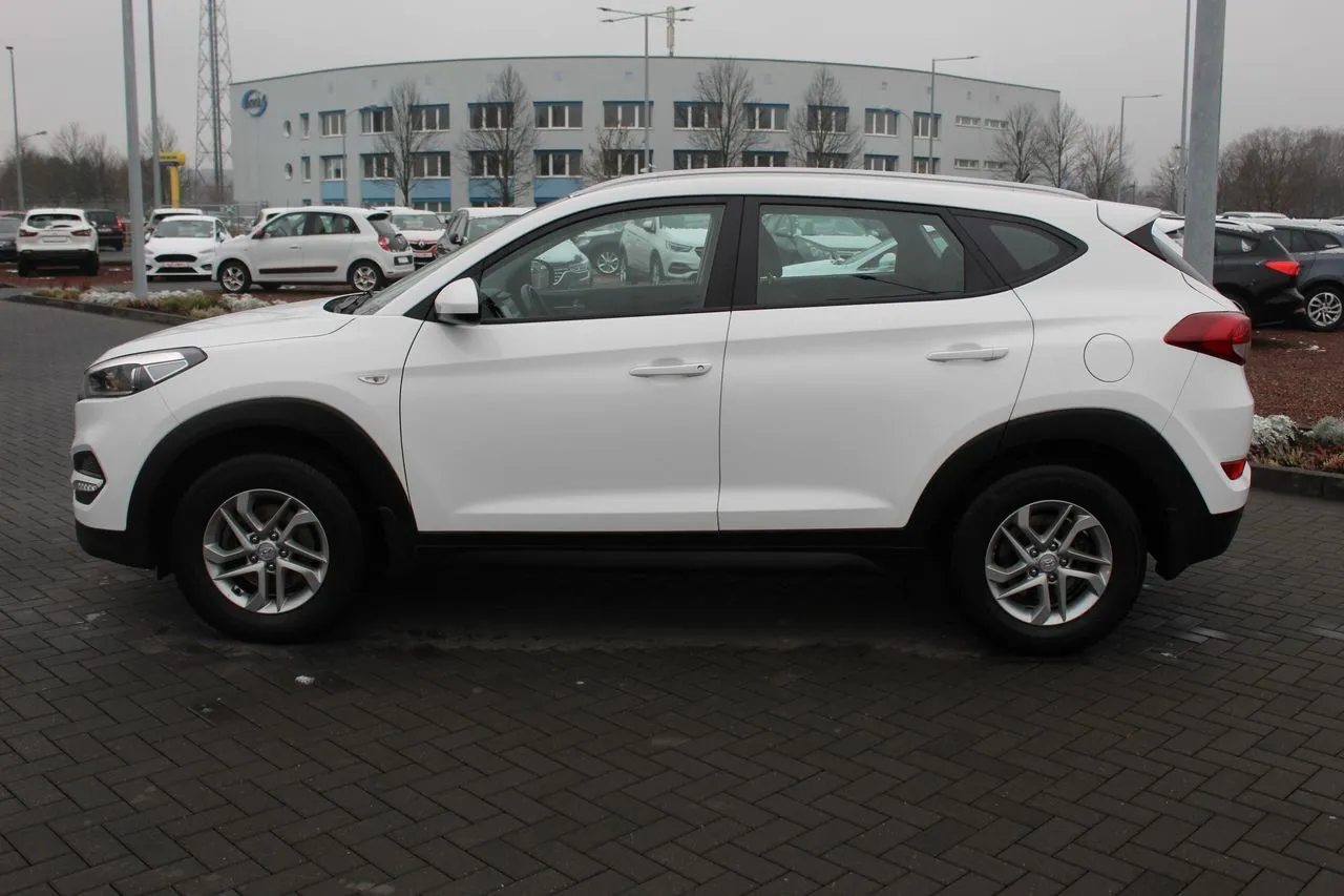 Hyundai Tucson 1.6 2WD Navi...  Image 8