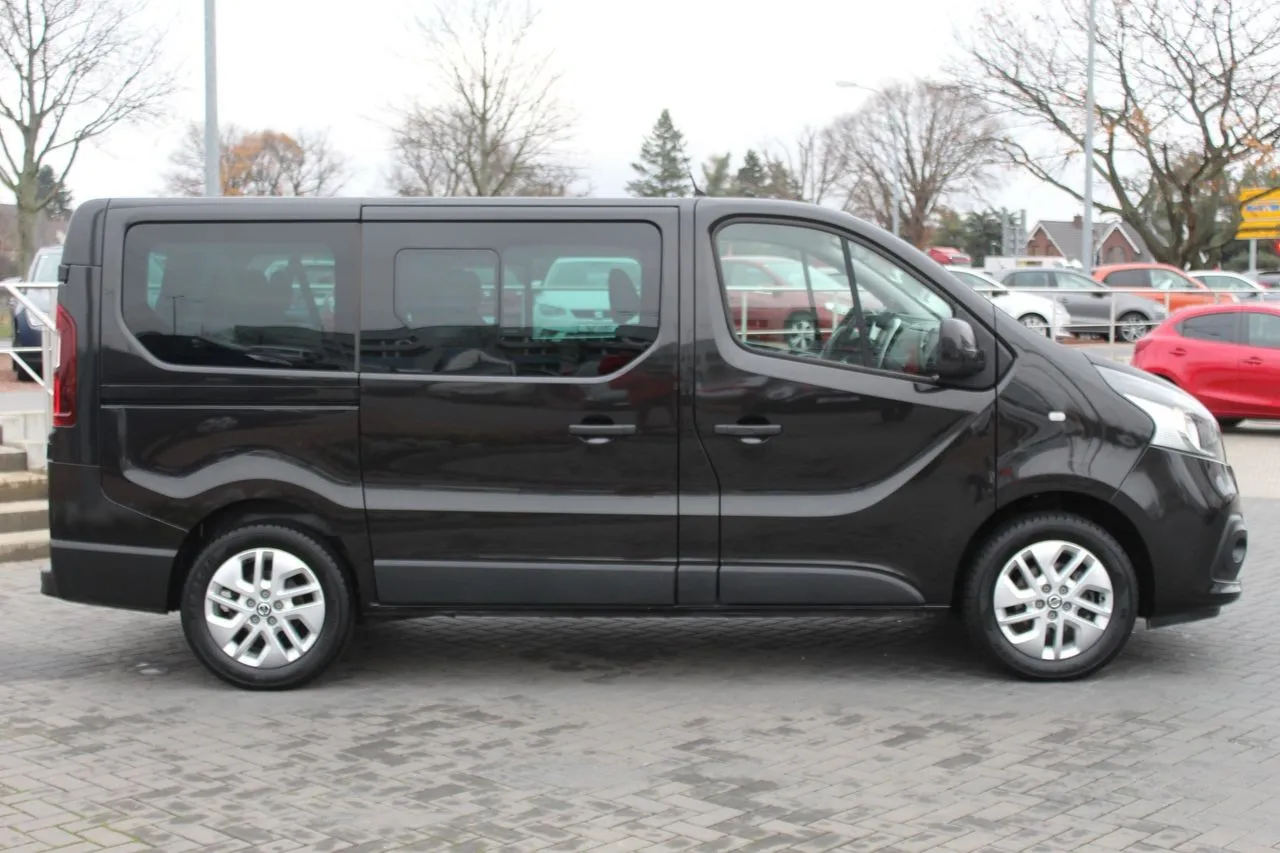 Nissan NV300 1.6 dCi 8-Sitzer Navi...  Image 3