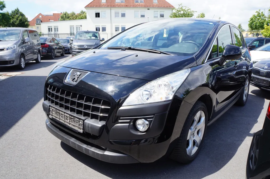 Peugeot 3008 ACTIVE*NAVI*PDC*TEMPOMAT*KLIMAAUTOMATIK* Image 1