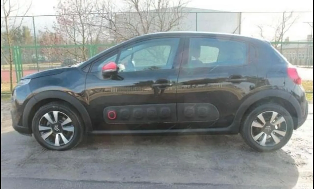 CITROEN C3 PureTech 82 Shine Image 6