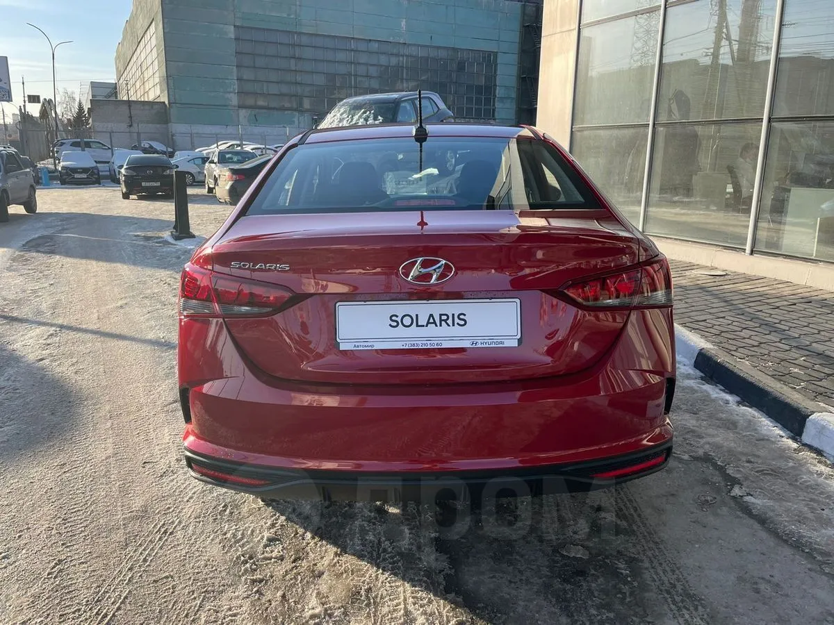 Hyundai Solaris Image 4