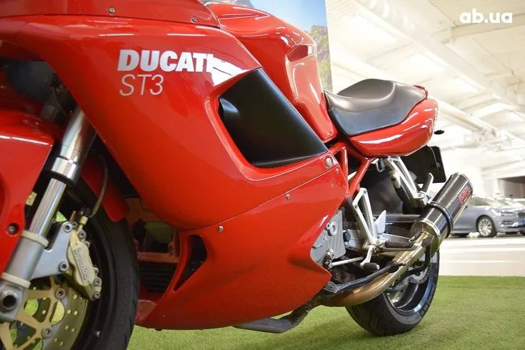 Ducati ST3 Image 7